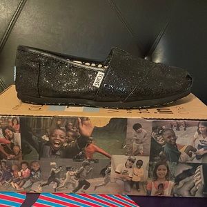 *Brand New* Black Glitter Toms